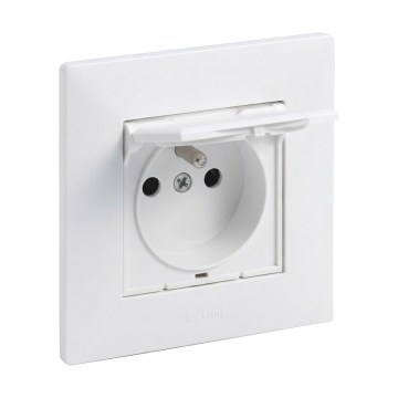 Legrand - Външна домашна розетка с рамка NILOE STEP 250V IP44 бяла