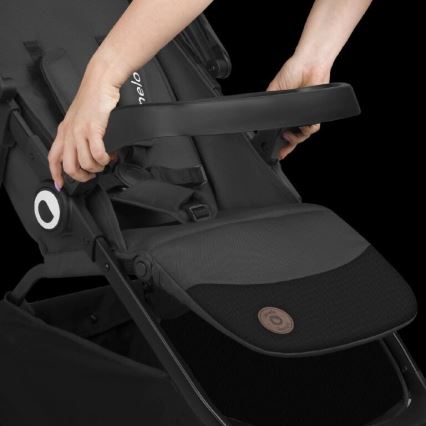 Lionelo - Детска количка EMMA ONE черен