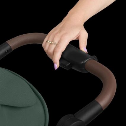 Lionelo - Детска количка EMMA ONE зелен/черен