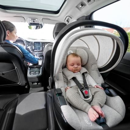 Lionelo - Детско завъртащо се автокресло с база MOXIE SET i-Size 40-87 см, пясъчен беж