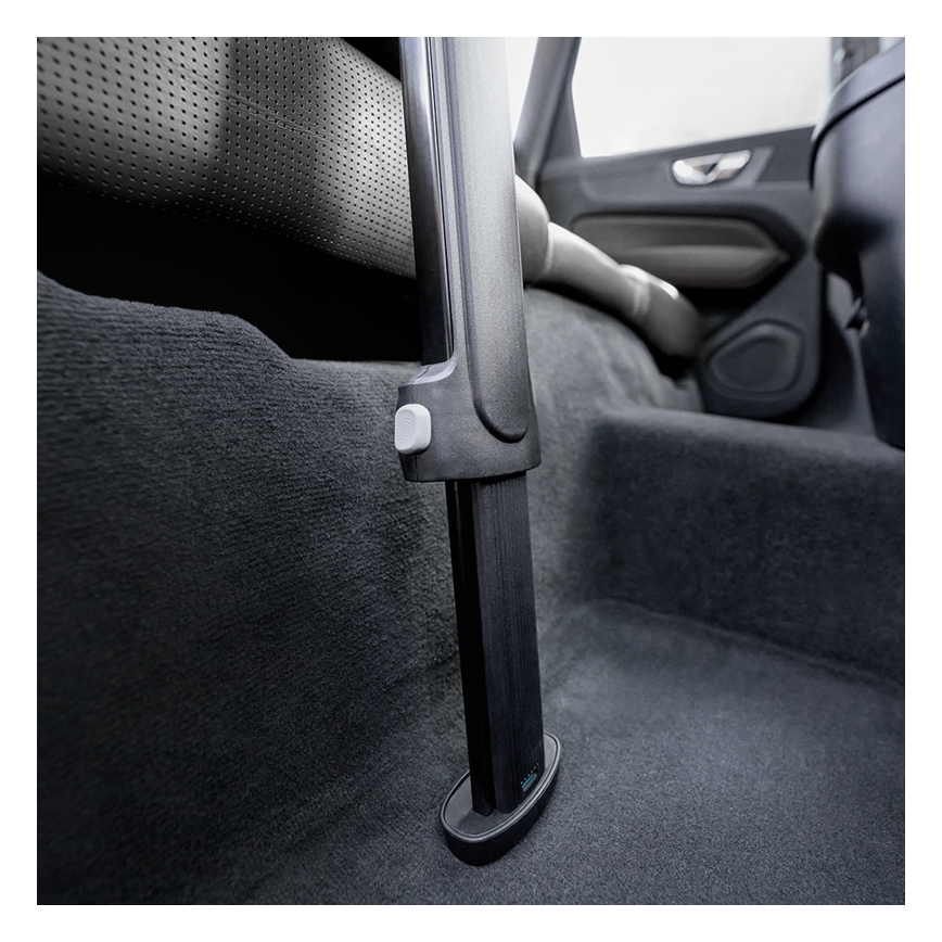 Lionelo - Детско завъртащо се автокресло с база MOXIE SET i-Size 40-87 см, пясъчен беж