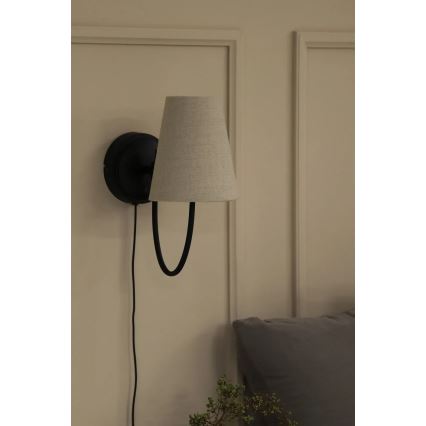 Markslöjd 108907 - Стенно осветително тяло AMAR 1xE14/40W/230V бежово/черно