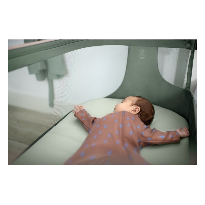 Maxi-Cosi - Детско креватче за пътуване IORA AIR зелен