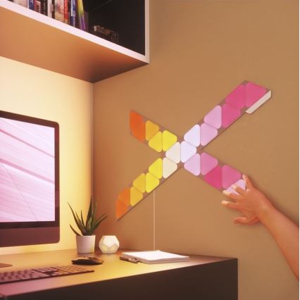 Nanoleaf NL48-1001TW-10PK - К-кт 10бр. LED RGB димируеми панели TRIANGLES LED/0,5 Wi-Fi