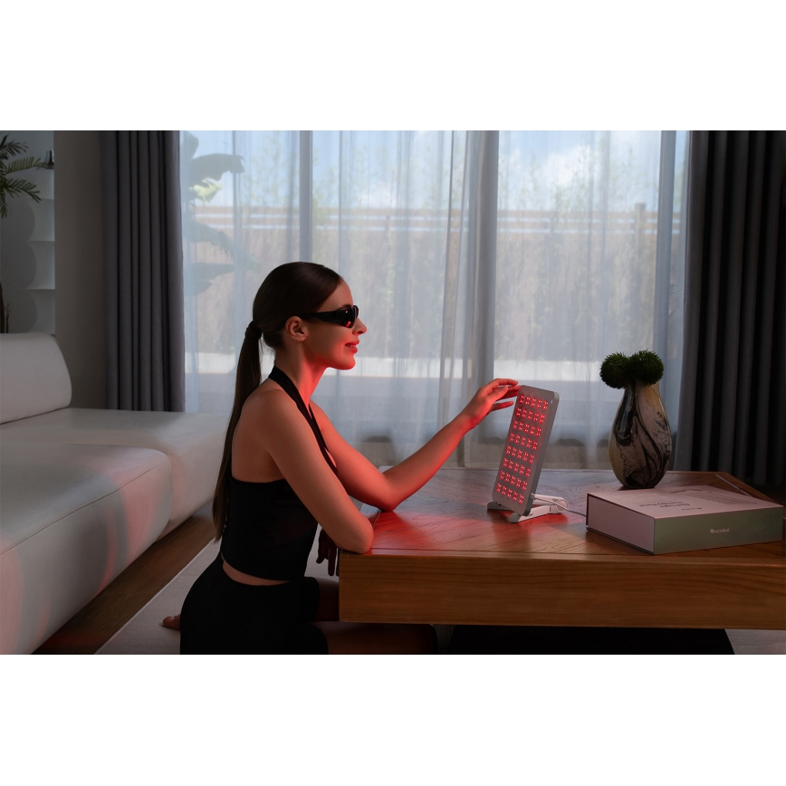 Nanoleaf - LED червен и инфрачервен панел 19W/230V