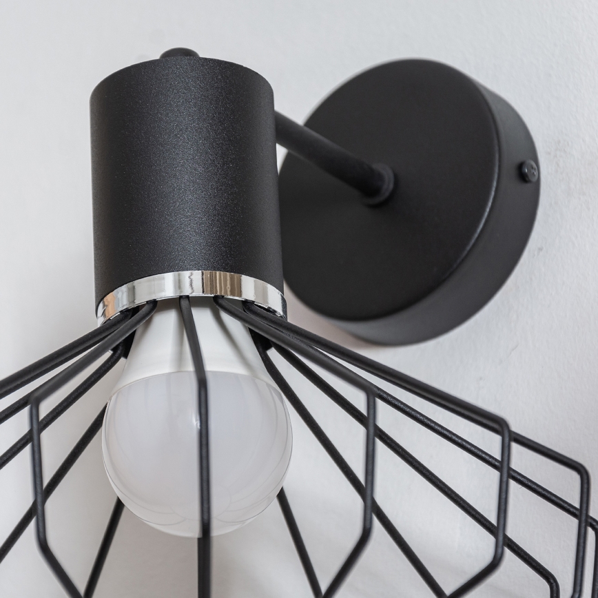 Настенен аплик SOLANO 1xE27/15W/230V черен/лъскав хром