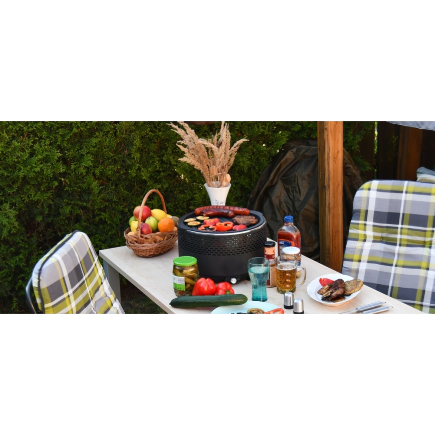 Настолен грил на дървени въглища 4xAA/USB черен