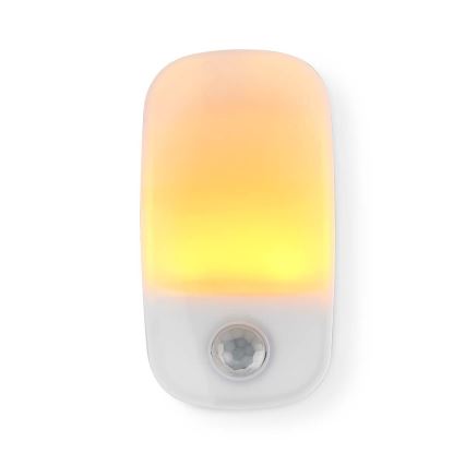 LED Ориентировъчна светлина в гнездо със сензор за движение и здрач LED/0,55W/230V бял