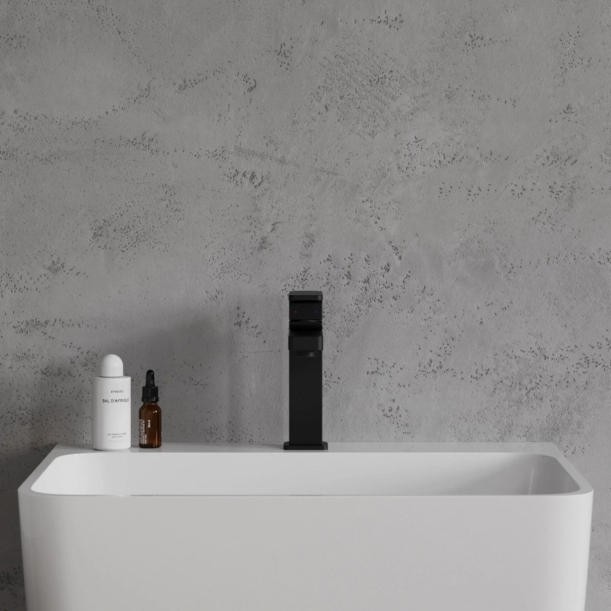 OMNIRES BA7810BL - смесител за мивка BARETTI 17 см матово черен