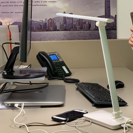 ONLI - LED Димируема сензорна настолна лампа с USB portem DESKI LED/7W/230V 4000K бял