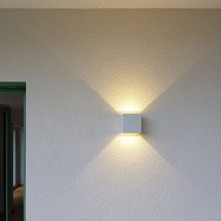 LED Екстериорен аплик CUBE 2xLED/3W/230V IP54 бял