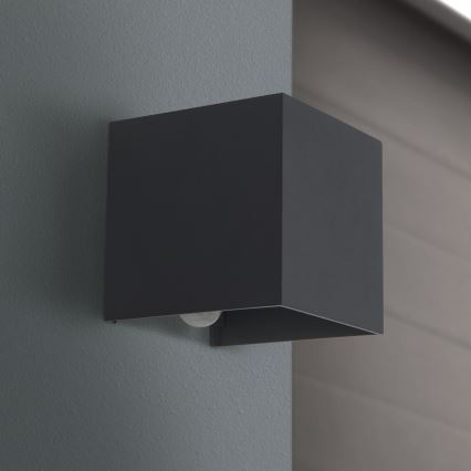 LED Външна стенна лампа със сензор за движение и здрач CUBE-S LED/13W/230V IP54 антрацит