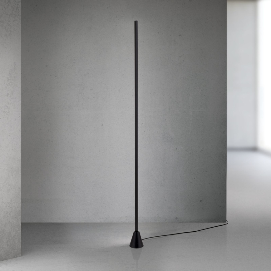 LED димируема подова лампа със сензор за движение SOJIE LED/26W/230V черна