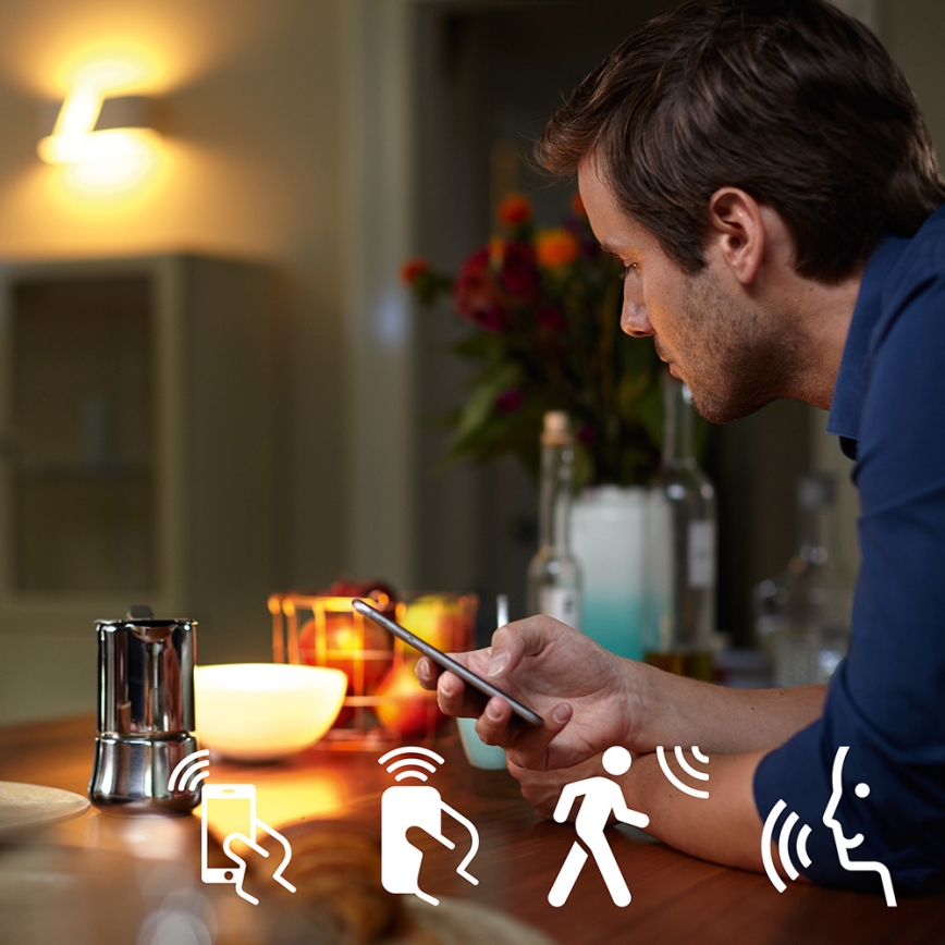 Основен комплект Philips Hue STARTER KIT WHITE 3xE27/9W 2700K+ свързващо устройство 2700K