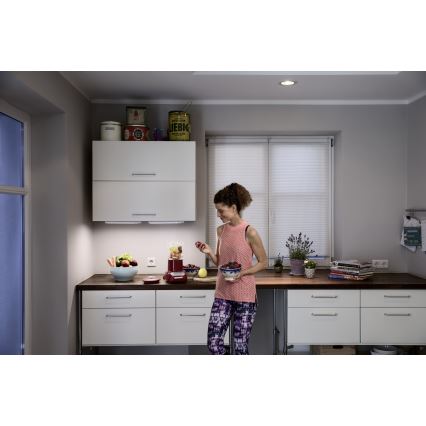 Osram - LED осветително тяло за монтаж под шкаф със сензор за движение и здрач LINEARLED LED/1,9W/6V 4xAA 4000K 21,4 cm бяло