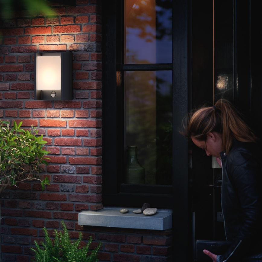 Philips - LED Екстериорен аплик със сензор LED/6W 2700K IP44