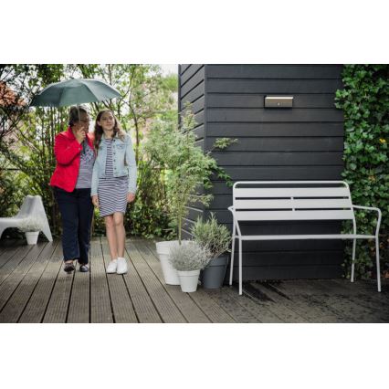 Philips - LED Екстериорен аплик със сензор 2xLED/4,5W/230V 2700K IP44