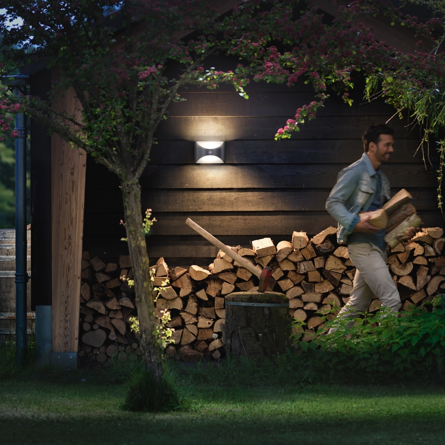 Philips - Екстериорна лампа със сензор 1xLED/6W/230V IP44