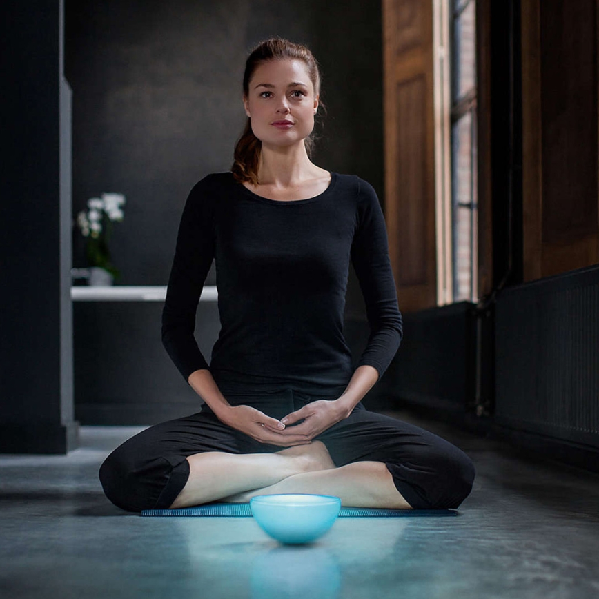 Philips - Димируема настолна лампа Hue GO 1xLED/6W/RGB