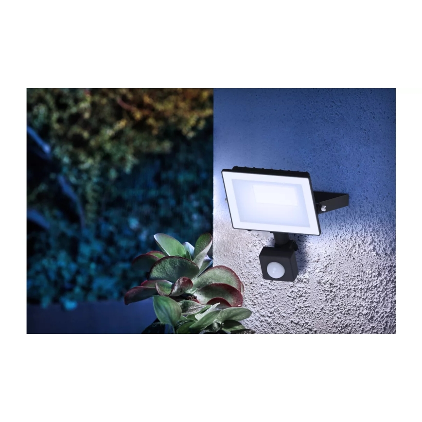 Philips - LED рефлектор с датчик LOIS LED/20W/230V IP65 5000K