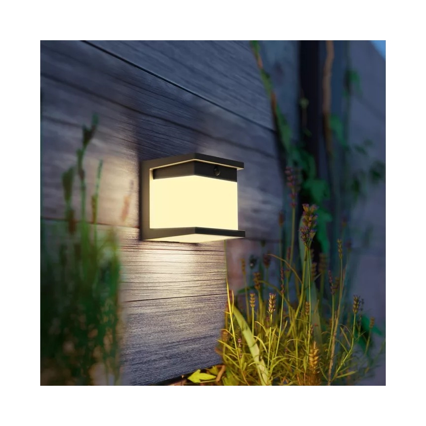 Philips - LED соларно стенно осветително тяло с вграден сензор DIARA LED/3,8W/3,7V 800 mAh 2700K IP44 черно