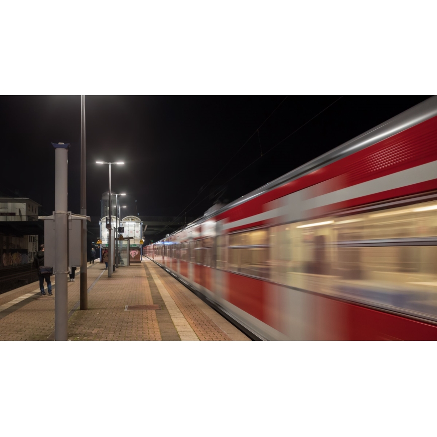 Philips - LED Улична лампа CORELINE MALAGA LED/47W/230V 4000K IP65