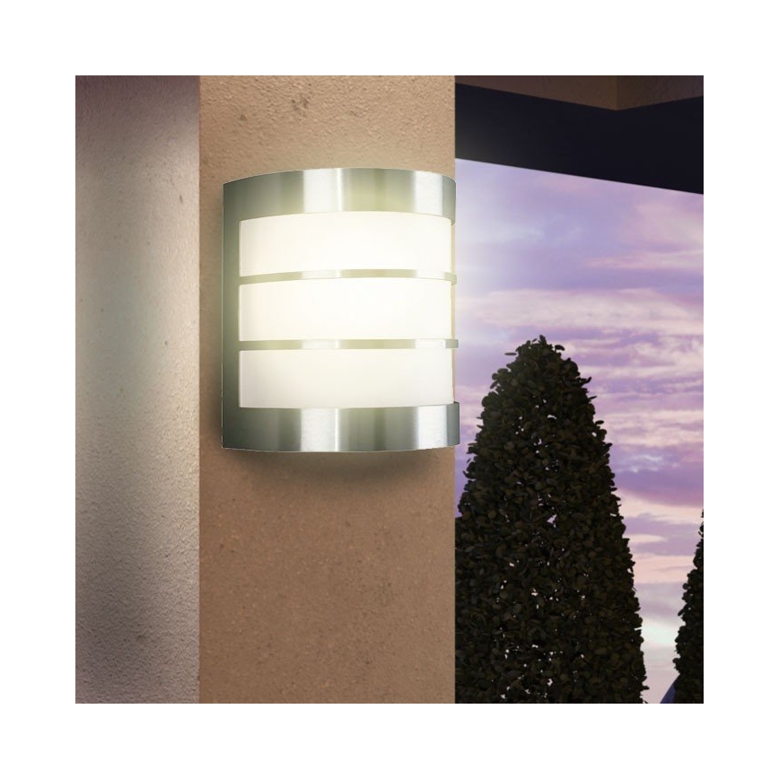 Philips Massive - Екстериорна Стенна лампа 1xE27/60W IP44