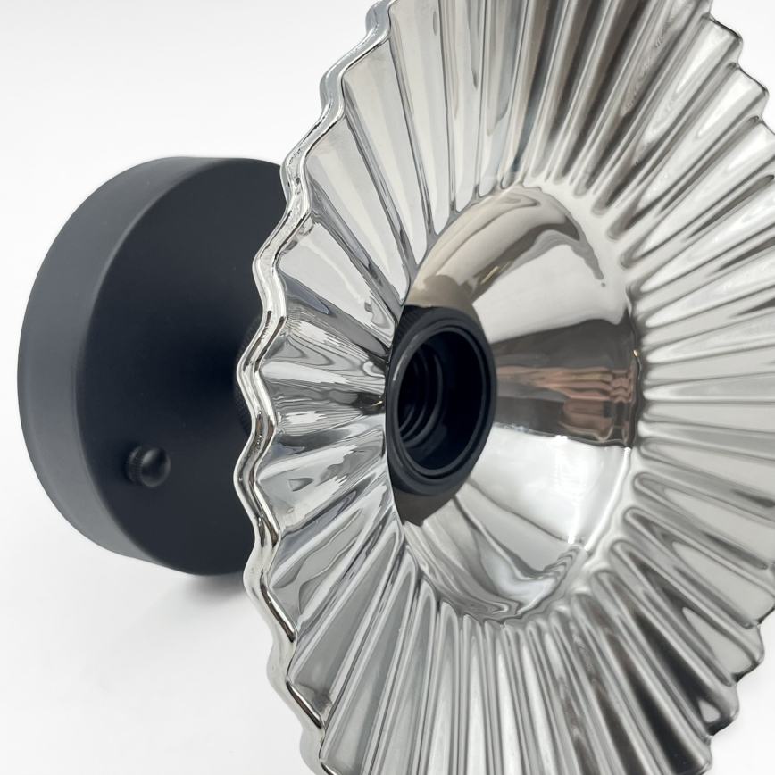 Плафонен полилей TRISH 1xE27/15W/230V черен/димчато черен