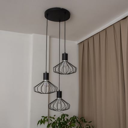 Полилей на кабел SOLANO 3xE27/15W/230V черен/лъскав хром