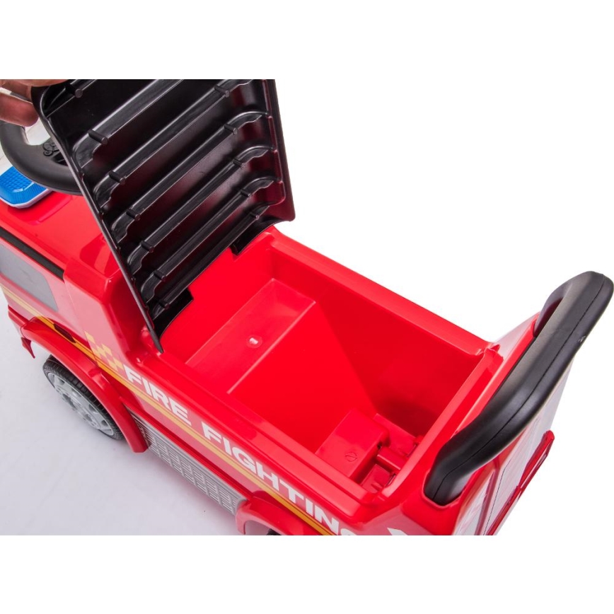 Push автомобил Mercedes Пожарникарски автомобил 2xAA червен