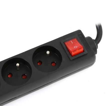 Разклонител с превключвател 5Z Type E 1,5 м черен