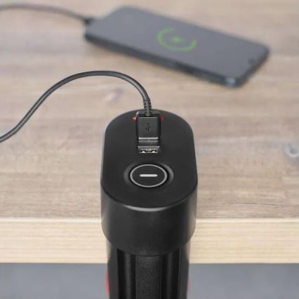 Разклонител с прикачване към маса 3Z + 3xUSB 1,5m черен