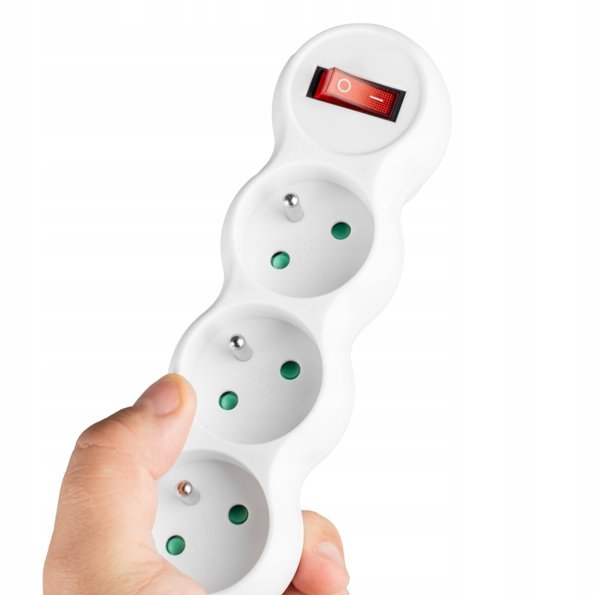 Разклонител с ключ, 3 гнезда