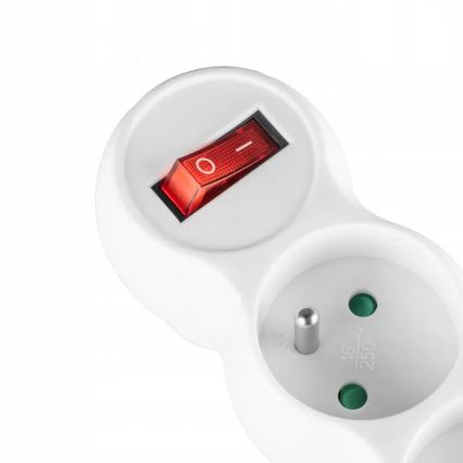 Разклонител с ключ, 3 гнезда