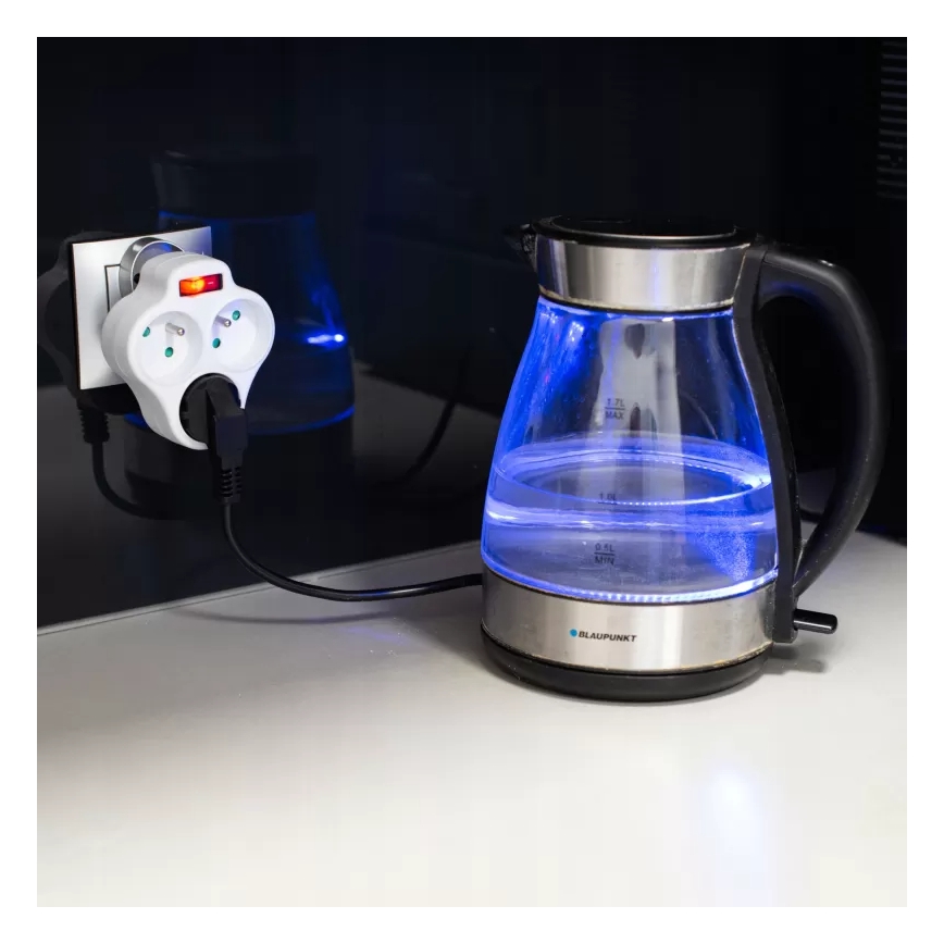 Разклонител с ключ и 3 гнезда