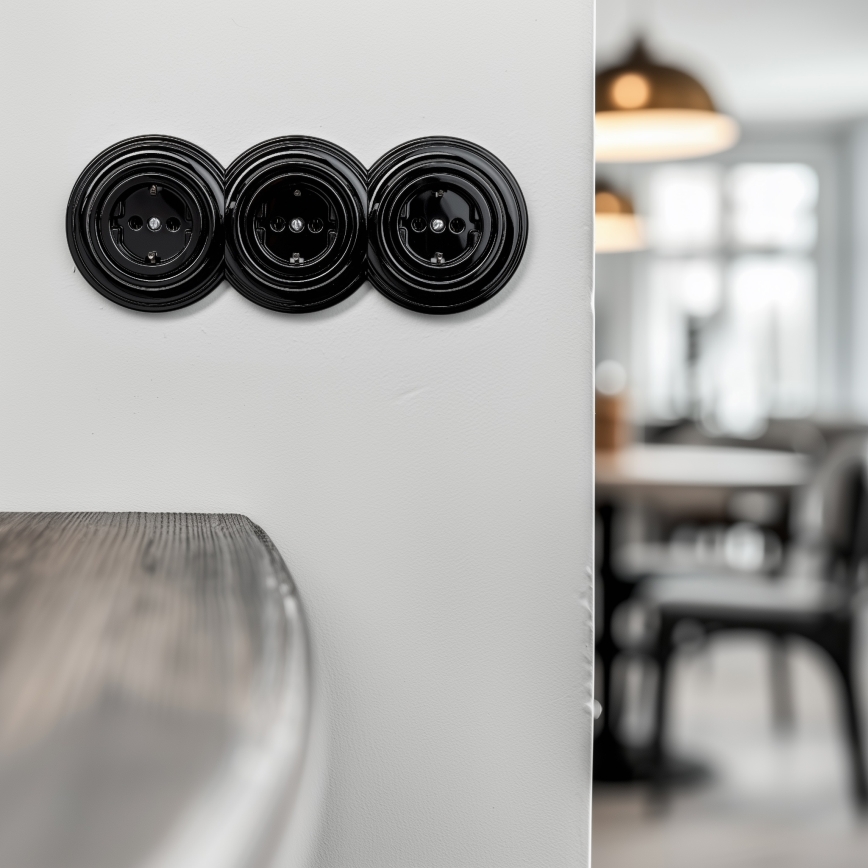 Reblig - Тройна ретро домашна розетка с рамка SCHUKO 230V, черна