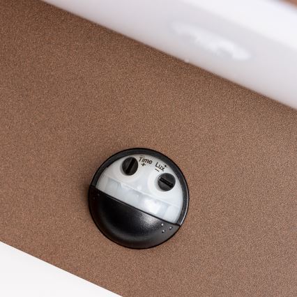 Redo 90588 - LED Екстериорен аплик със сензор FLIP LED/20W/230V CRI 90 3000K IP54 кафяв