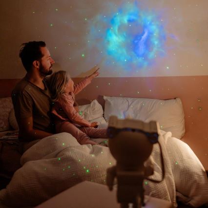 Retlux - LED детски проектор 230V астронавт 23,3 см + дистанционно управление