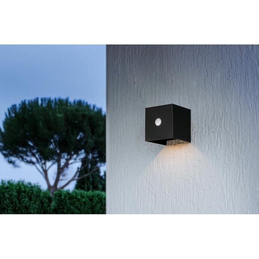Retlux - LED соларно стеннo осветително тяло с сензор LED/1W/3,7V 1200 mAh IP44 черно