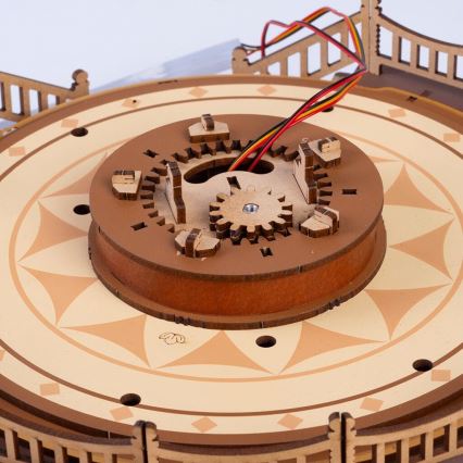 RoboTime - 3D пъзел музикална кутия Класическа въртележка 5V