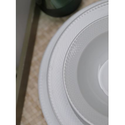 Сервиз от 18 части, бял порцелан