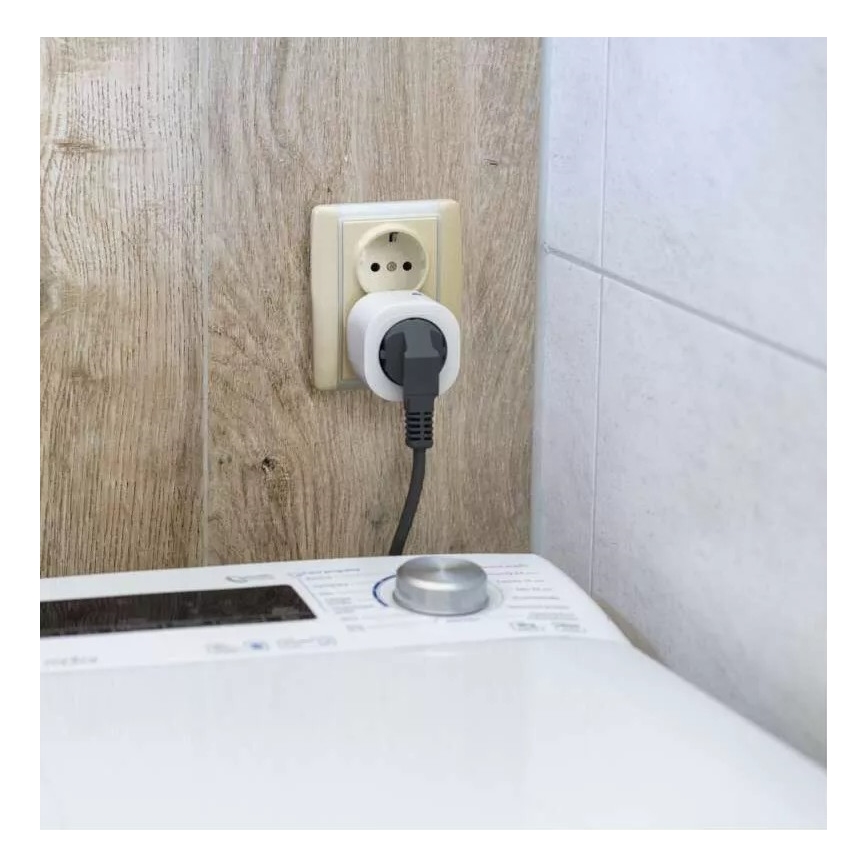 Смарт щепсел SCHUKO GoSmart 3680W/230V/16A Wi-Fi Tuya