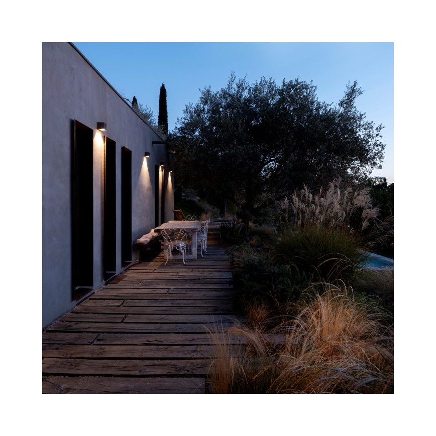 Соларно стенно LED осветително тяло QUERK LED/1,2V 3000/4000K IP54 800 mAh