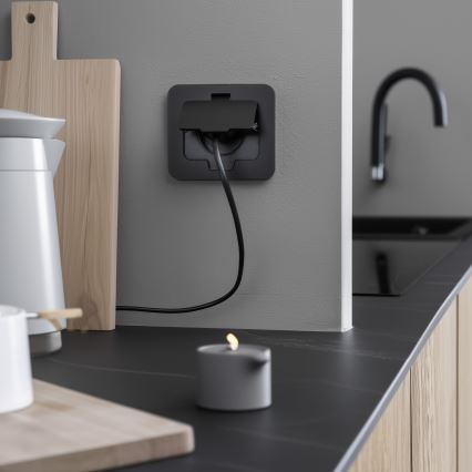 Екстериорен вграден под контакт IP55 черен правоъгълен