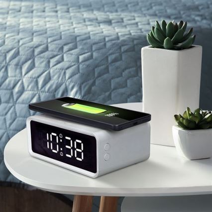 Дигитален часовник с Qi безжично зарядно 230V/CR2032 бял