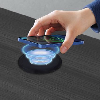 Вградено безжично зарядно устройство черен