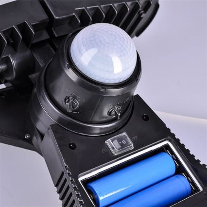 LED соларен прожектор със сензор 2000mAh LED/8W/3,7V IP44