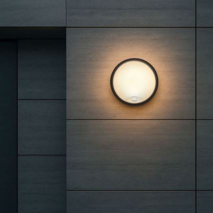 LED външно стенно осветително тяло със 2 в 1 сензор LED/20W/230V 3000/4000/6500K IP65 Ø 22 см