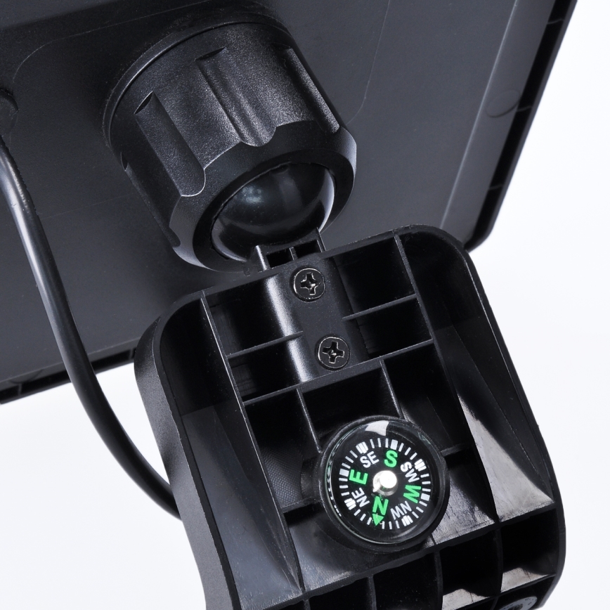 LED соларен прожектор с датчик за движение LED/11W/3,7V 4400mAh 3000K/4000K/6500K IP54