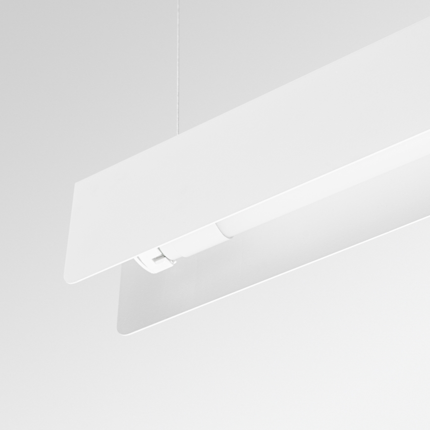 LED Пендел SPARK 1xG13/8,5W/230V бял